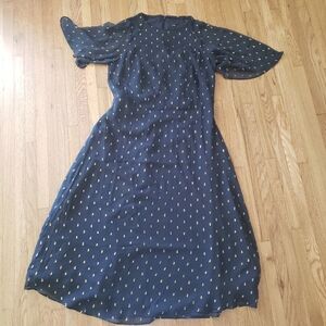 Ann Taylor Flutter Sleeve Clip Dress